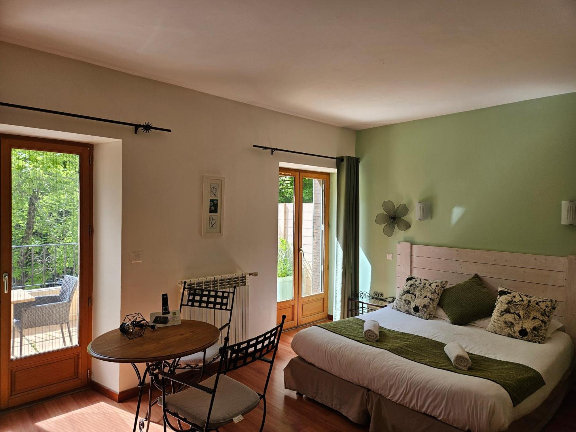 Hotel Le Mont Barral Creyers Eksteriør bilde