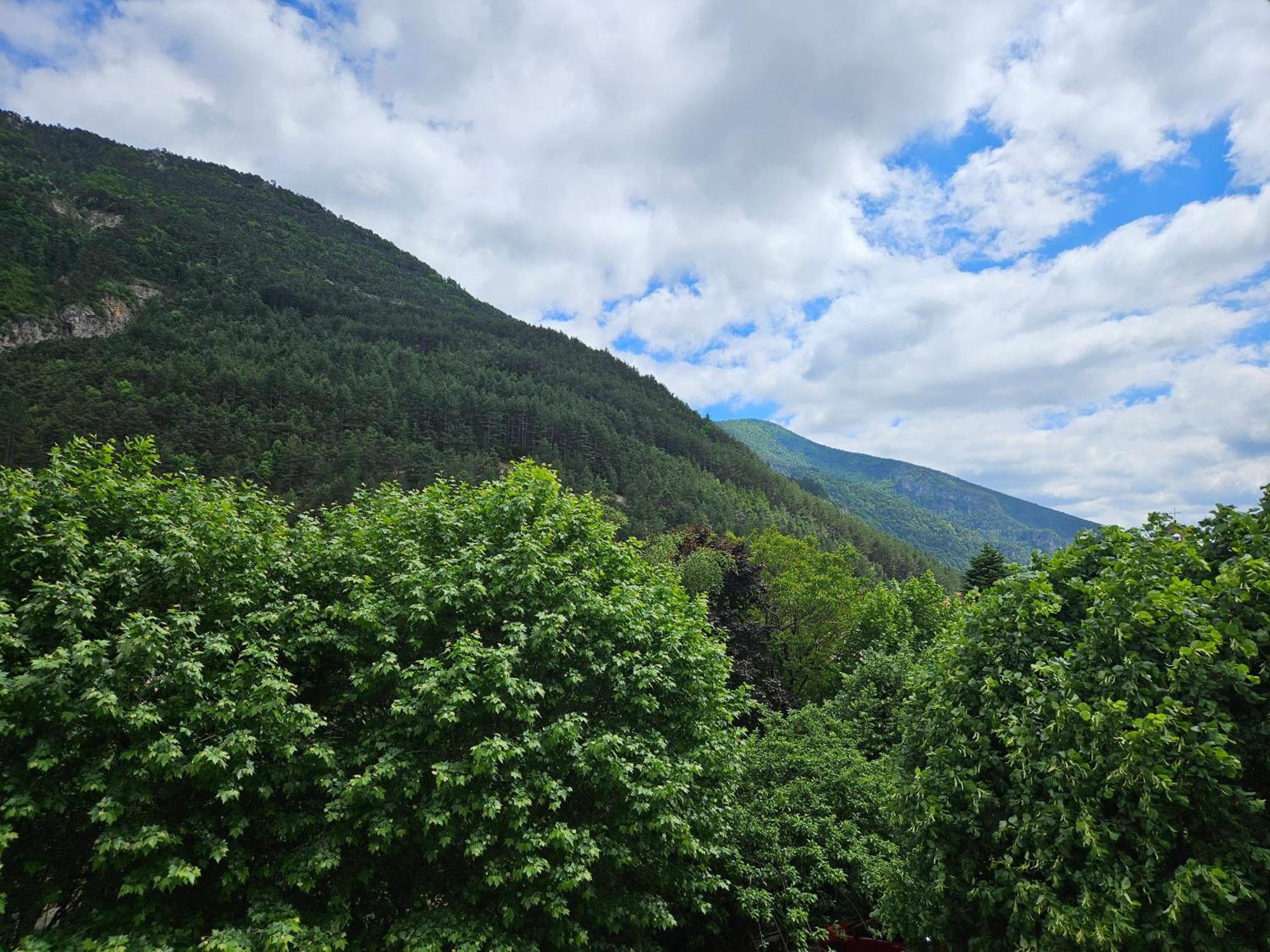 Hotel Le Mont Barral Creyers Eksteriør bilde